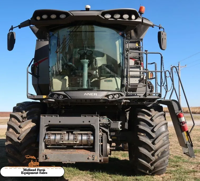 2016 Gleaner S97 Super Series