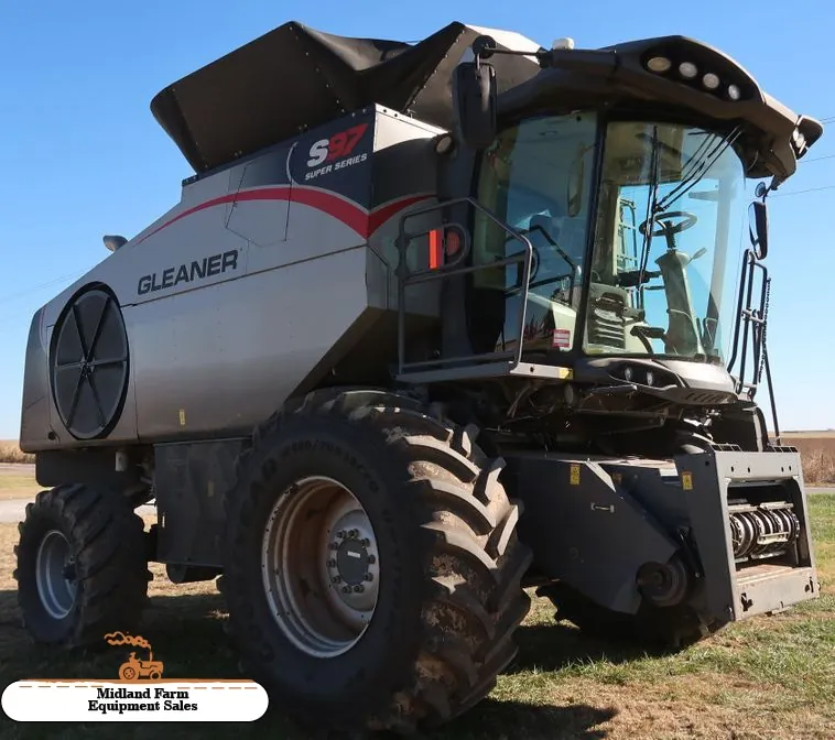 2016 Gleaner S97 Super Series